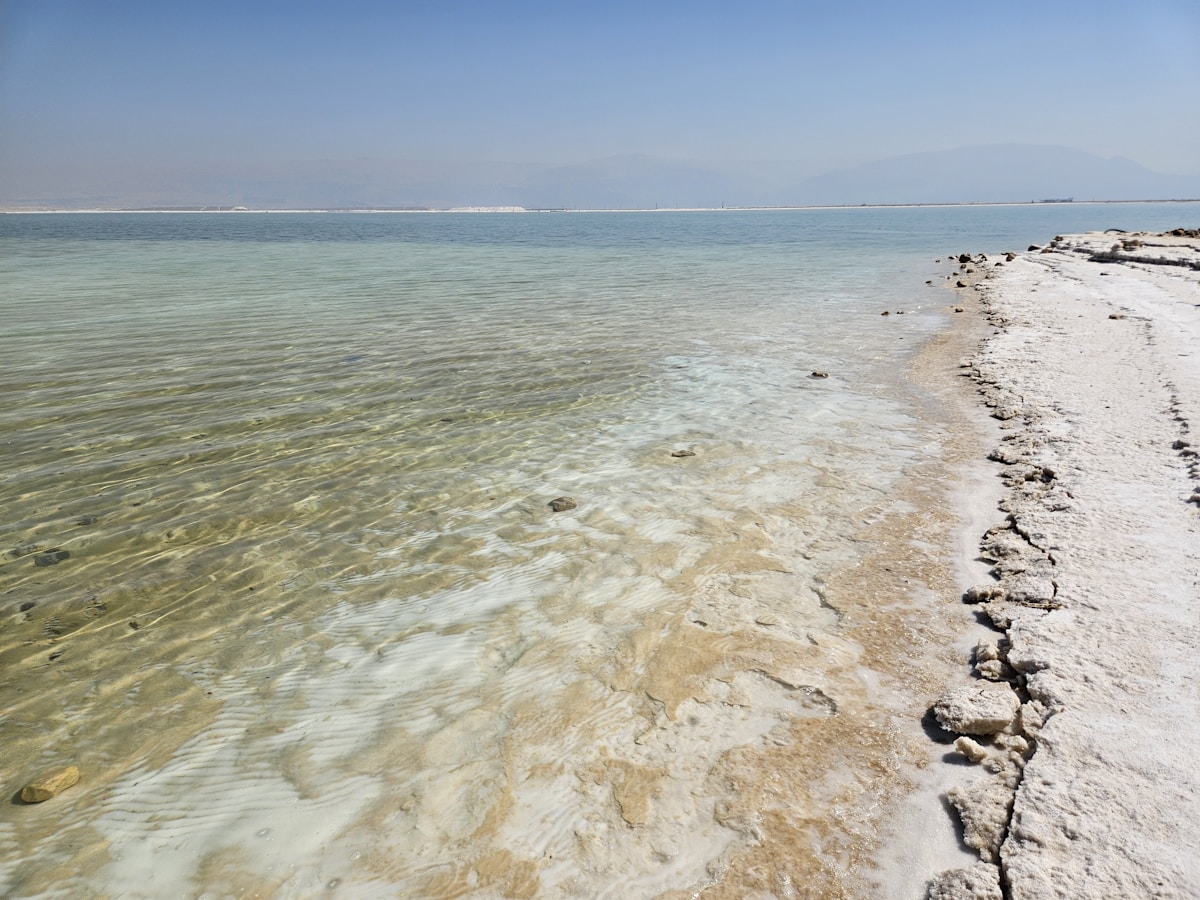 Dead Sea road landscape for Israel travel advisory route planning